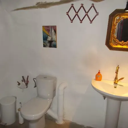 Guest house Cyclades Olive Museum's Pitrofos