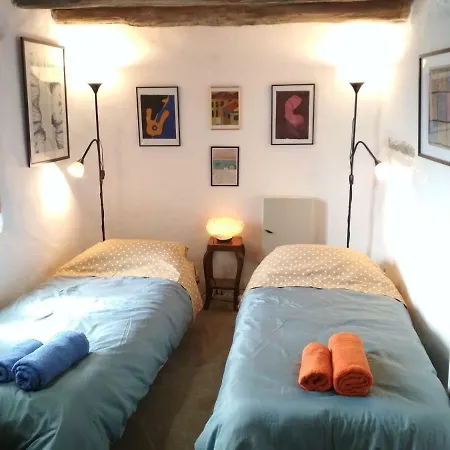 Guest house Cyclades Olive Museum's Pitrofos